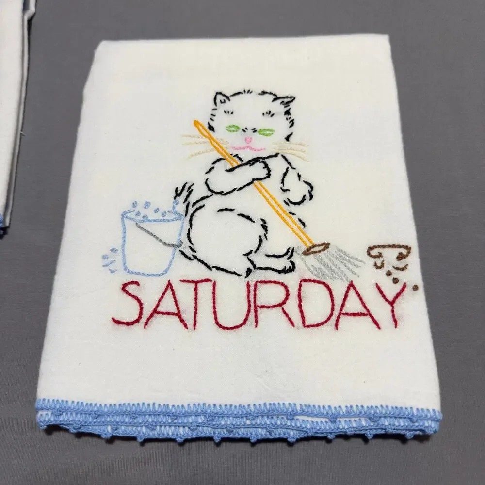 VINTAGE Embroidered Cat Kitten Days of The Week Handtowel Complete Set of 7